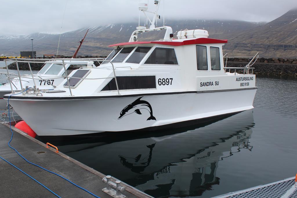 Hotel Austur Reydarfjordur Экстерьер фото