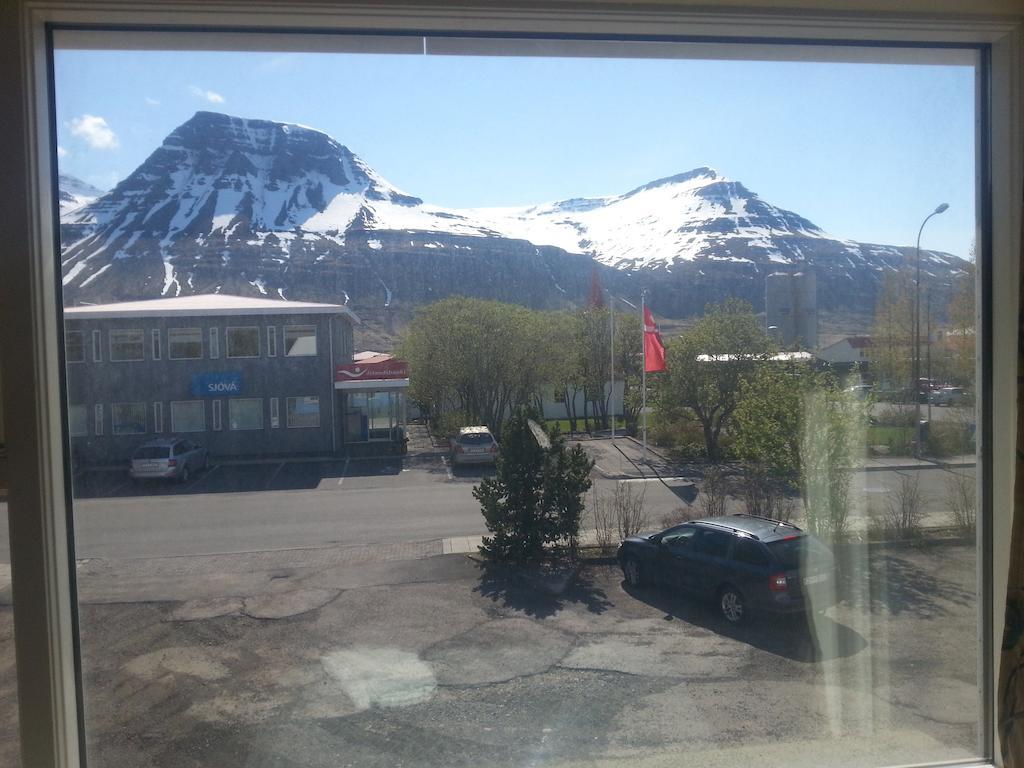 Hotel Austur Reydarfjordur Экстерьер фото